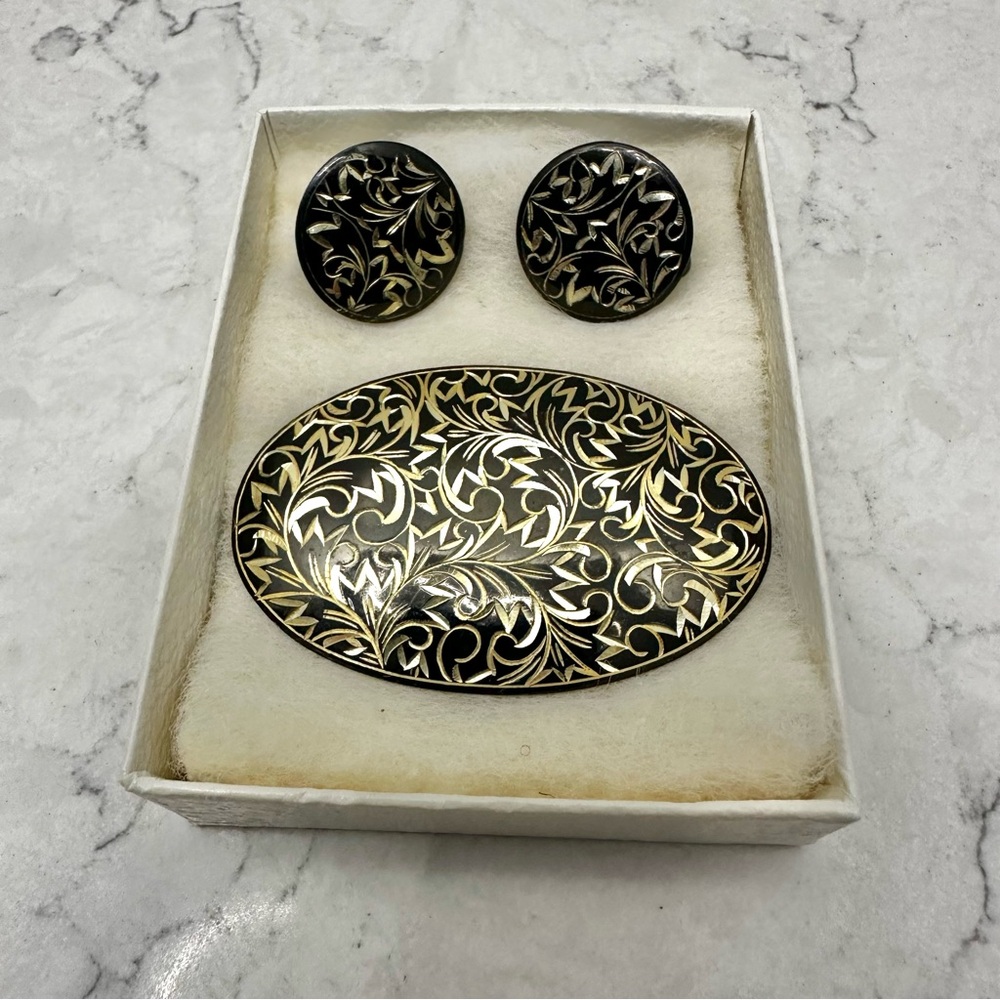 Vintage Japanese Sterling Silver Floral Black etched Brooch and Earrings Set